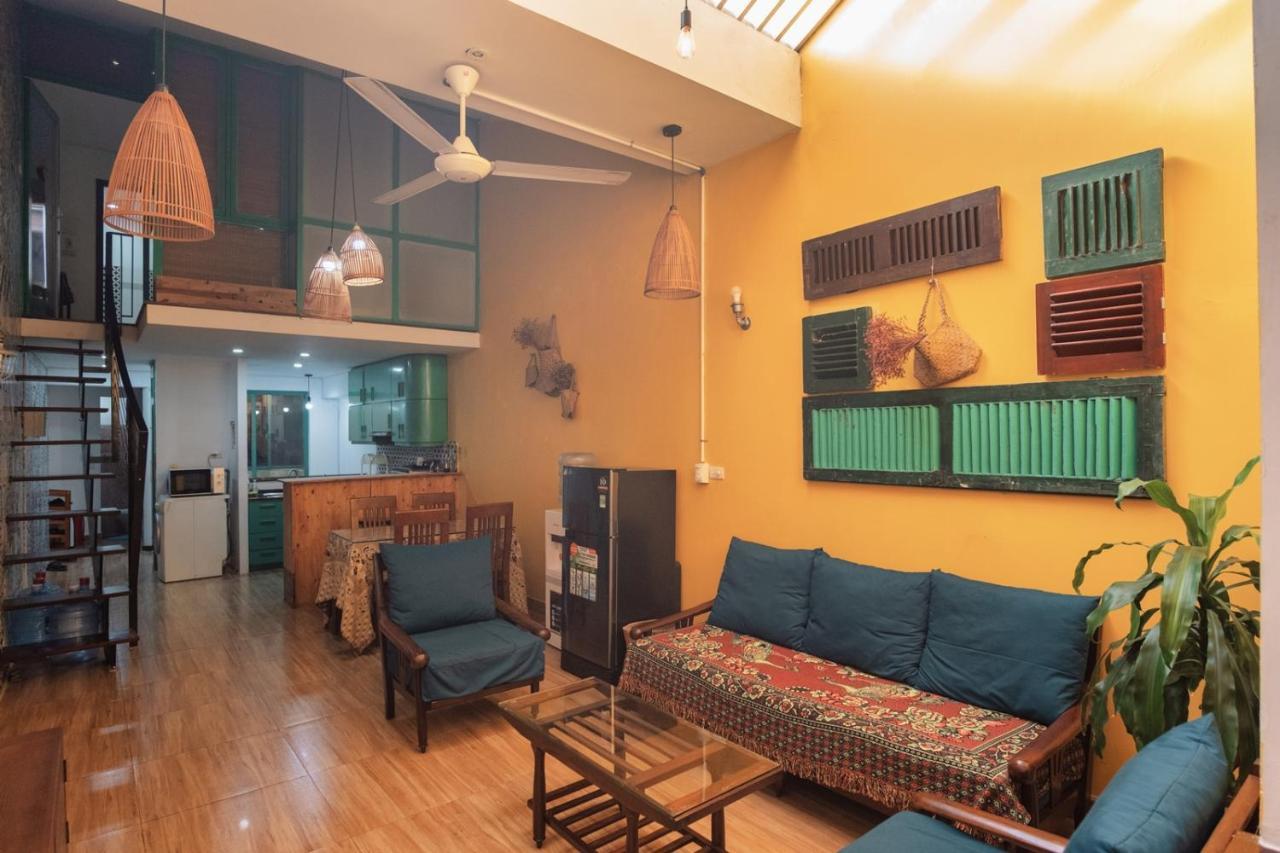 Entire French house with 4 bedrooms in Hanoi downtown Buitenkant foto